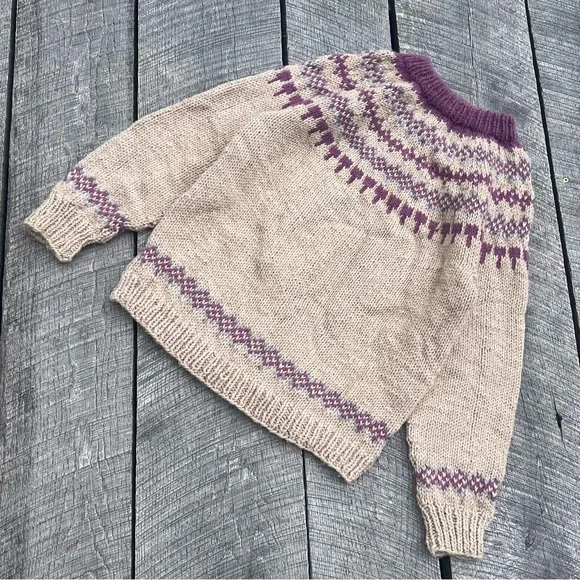 Vintage Handmade Sweater - Picture 2 of 3